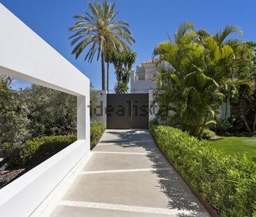 Alquiler de casa o chalet independiente en Benahavís - Photo 3