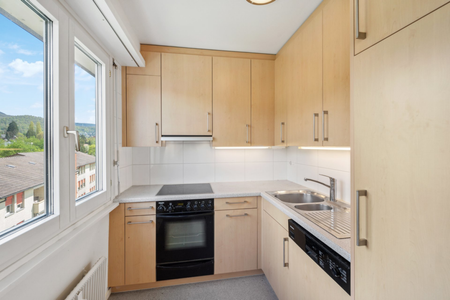 4.5-Zimmerwohnung mit Balkon und schöner Aussicht! - Foto 5