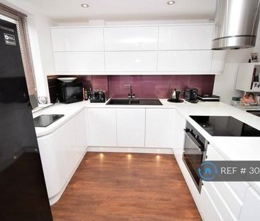 2 bedroom flat to rent - Photo 6