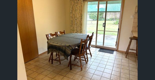 3 BEDROOM- CENTRAL LOCATION - Photo 1