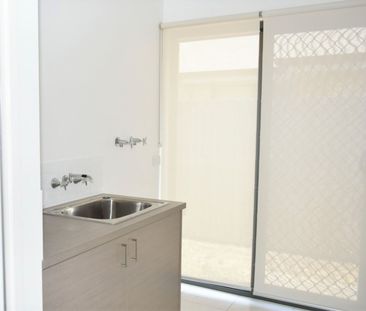 1/13 Moreton Drive, Rural View - Photo 5