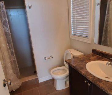 For Lease - 103 Bridlewood Boulevard, Whitby, Ontario - Photo 5