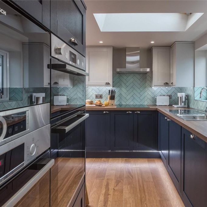 5 bedroom semi-detached house to rent - Photo 1