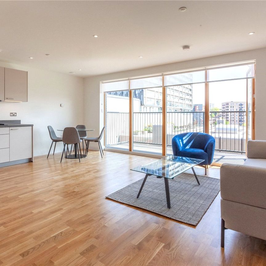 Golding Lodge, SE18 6ZS - Photo 1