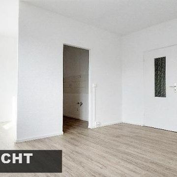 Einbauküche 1 Zimmer, Balkon, frisch saniert, Aufzug - Photo 1