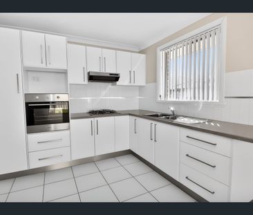 Neat, Comfortable & Perfectly Positioned - Photo 3