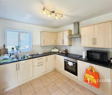 3 bedroom terraced house to rent - Photo 6