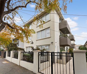 Unit 10/165 Stokes Street, Port Melbourne. - Photo 1