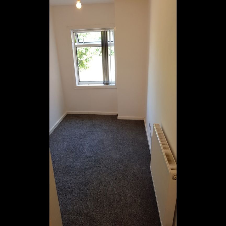 3 Bed Terraced House, Thimblemill Road, B67 - Photo 1