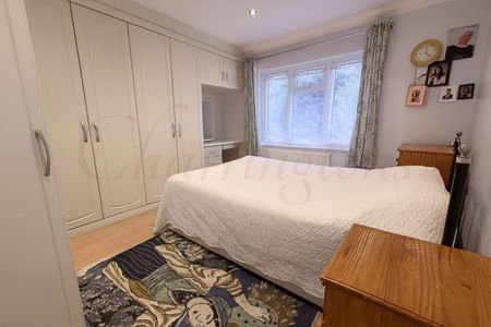 SPACIOUS 5 BEDROOM SEMI-DETACHED HMO AVAILABLE FOR COMPANY LET - Photo 4