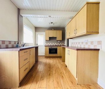 105 East Way, Rathcoole, Newtownabbey, BT37 9NW - Photo 6