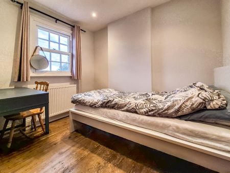 2 bedroom end of terrace house to rent - Photo 5