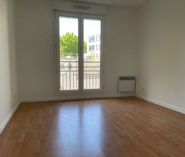 Location appartement 3 pièces, 65.11m², Issy-les-Moulineaux - Photo 2