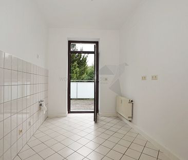 Ein Platz an der Sonne - Gemütliche 1-Raum-Wohnung mit großem Balkon - Photo 2