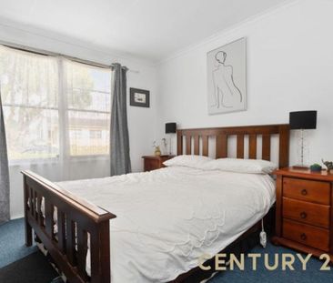 Charming 3 Bedroom Home! - Photo 6