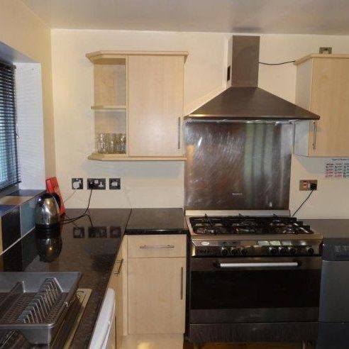 6 bedroom house share to rent - Photo 1