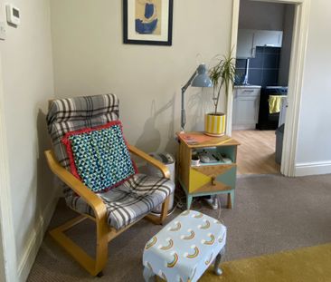 Wood Lane, Headingley - Photo 1