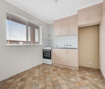 21/20 Trinculo Place, Queanbeyan - Photo 3