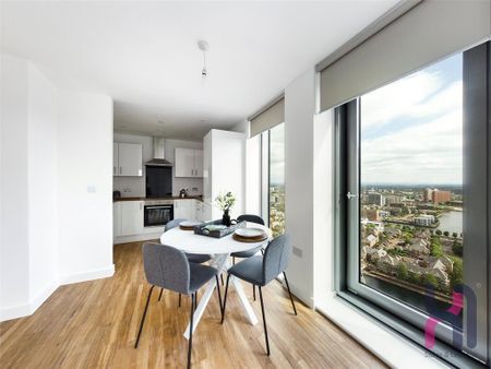 2 bedroom flat to rent - Photo 3