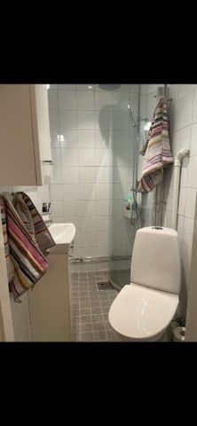 Östermalm - 1rok - 8mån - 17.250kr/mån - Photo 4
