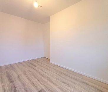 Die kleine mit Balkon - Photo 3