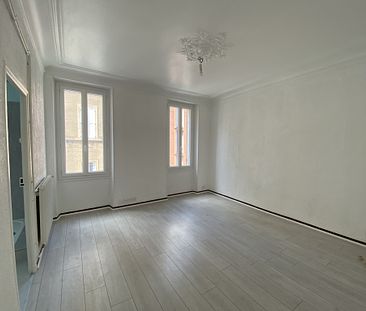Appartement 2 pièces 38m2 MARSEILLE 3EME 740 euros - Photo 5