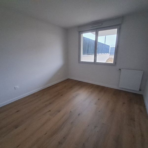 Location Appartement 2 pièces 43m² BRUGUIERES 31150 - Photo 1