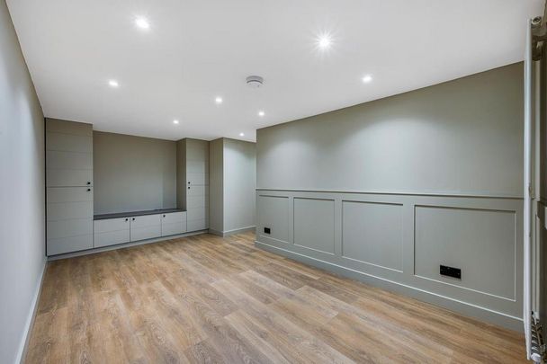 2 bedroom property to rent - Photo 1