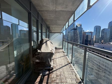 For Lease - 22 Wellesley Street Unit# 1704, Toronto, Ontario - Photo 2