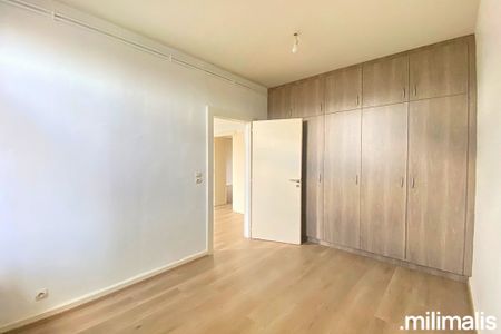 Location Appartement 3 pièces 70m² MONTIGNY LES METZ 57950 - Photo 3