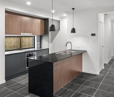 Modern Family Home in Sought-After Greenbank Estate - Photo 6