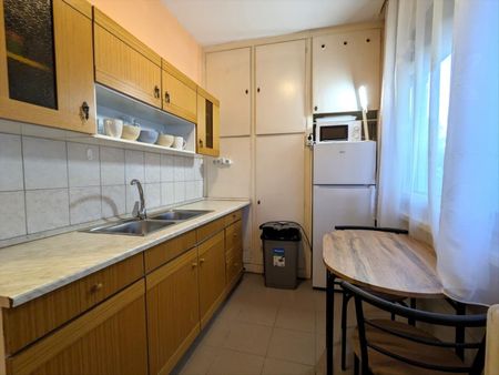 Kiadó jó állapotú panel lakás - Debrecen - Fotó 3