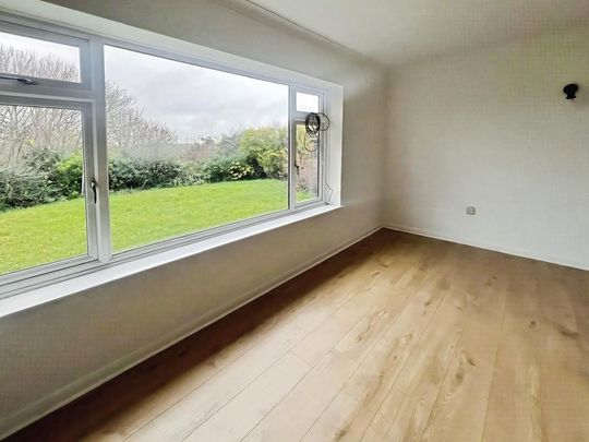 3 bedroom detached bungalow to rent - Photo 1