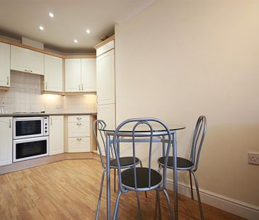 2 Bedroom Apartment To Let - Photo 5