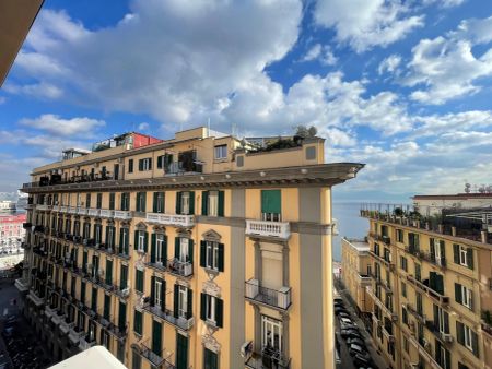 Prestigioso appartamento in palazzo nobiliare a Santa Lucia con vista cult - Photo 2