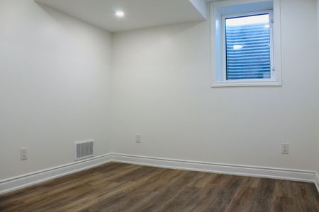 For Lease - 1267 Kovachik Boulevard, Milton, Ontario - Photo 5