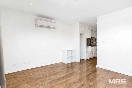 310/139 Chetwynd Street, North Melbourne - Photo 3