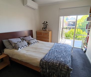 Modern Comfort & Prime Location – A Hidden Gem in Leafy Alphington - Photo 5