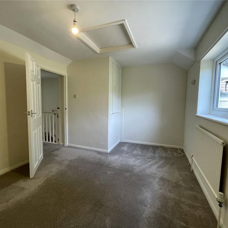 2 bedroom terraced house to rent - Photo 1