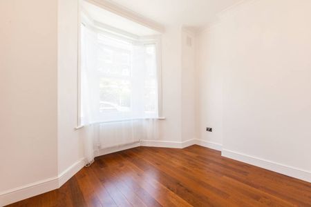 2 Bed Flat, Brixton, SW2 - Photo 2