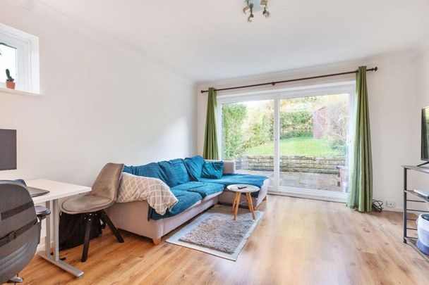 2 bedroom terraced house to rent - Photo 1