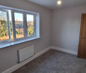 2 bedroom semi-detached house to rent - Photo 1