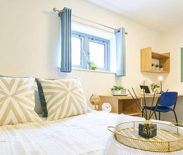 1 bedroom in a flat share to rent - Photo 4