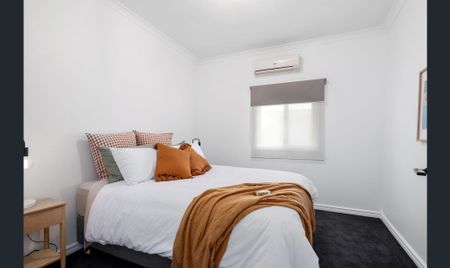 Charming Home with Huge Powered Shed, Spa Pool & Rear Lane Access - Photo 4