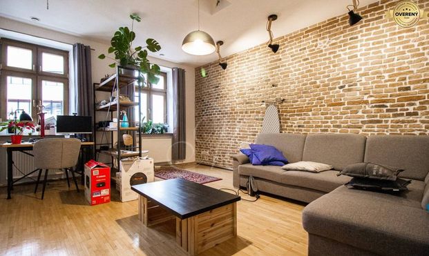 METROPOLITAN │Staromestský zrekonštruovaný 2i byt na prenájom - Fotografia 1