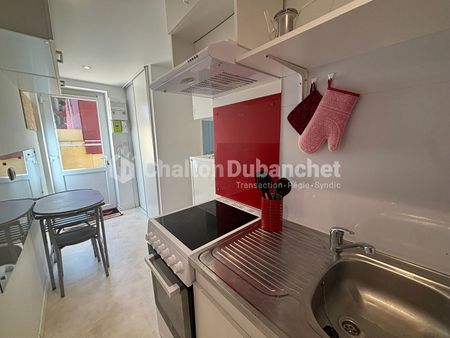 Location Appartement 1 pièce 26m² - Photo 2