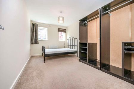 Millward Drive, Fenny Stratford, Milton Keynes, MK2 - Photo 3