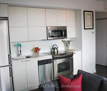 32 Camden Lofts - Photo 2