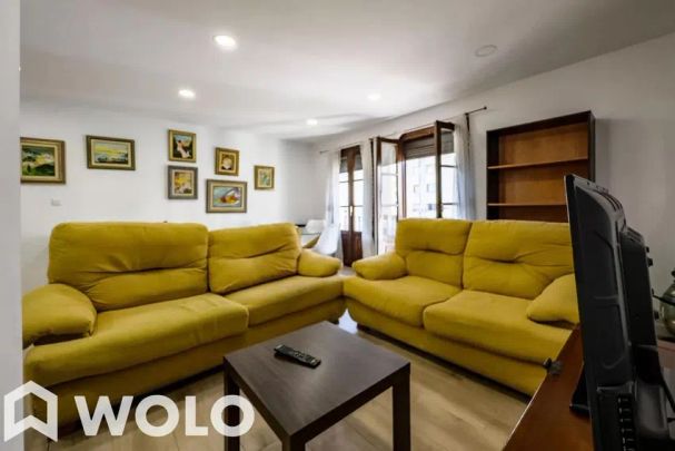 Alquiler de piso en CL Pedro Gomez Chaix - Photo 1