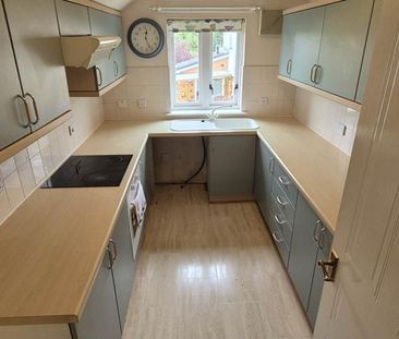 1 bedroom flat to rent - Photo 2